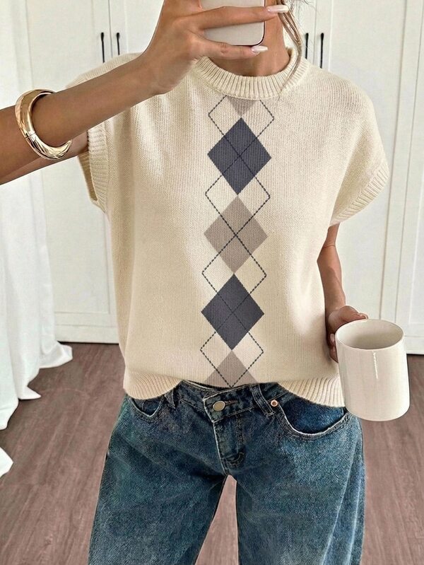 Siren Gaze Women's Apricot Round Neck Short Sleeve Sweater With Diamond Lattice Pattern, Youthful Casual Streetwear Essential Elegant, Casual, And Stylish