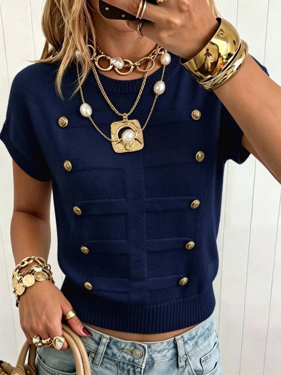 Modelyn 優雅金屬鈕扣設計純色圓領套頭毛衣,時尚百搭極簡寬鬆落肩短版針織衫 - 寶藍色 - 查看 1