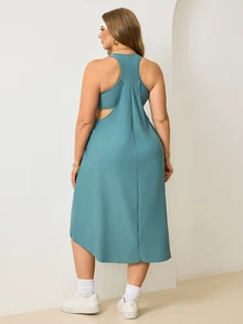 Easithlete Set Gaun dan Celana Pendek Olahraga Kasual Warna Polos Ukuran Plus Wanita - Hijau - View 2