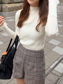 FRIFUL Sweater Kasual Wanita Lengan Panjang Kerah Tegak Warna Polos dengan Detail Ribbed - Putih - View 3