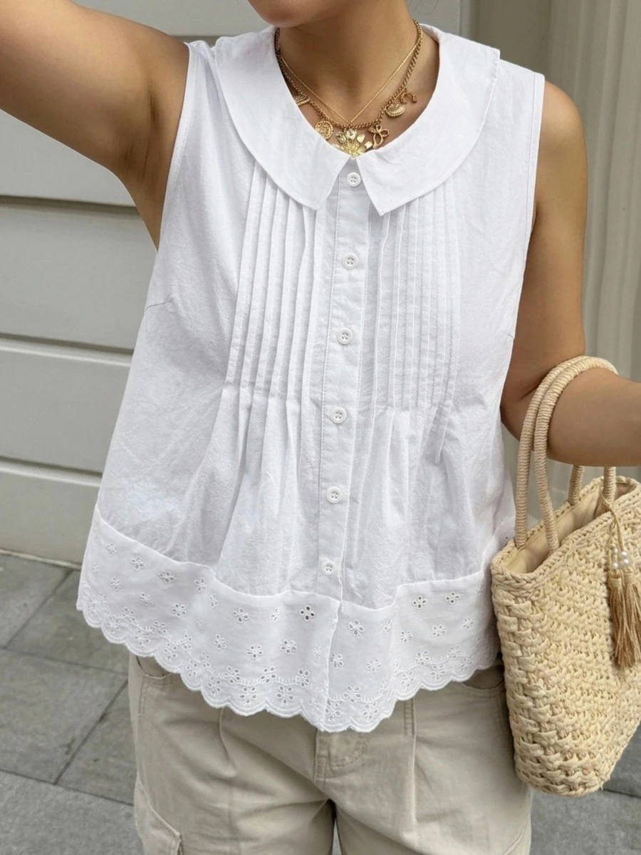 Dazy Plus Plus Size Korean Style Single-Breasted Pleated Tank Top For Dating And Vacation - White - View 1
