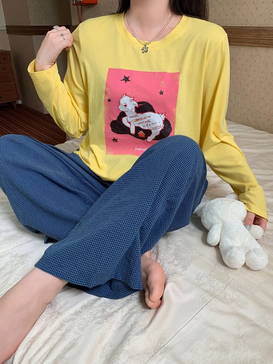 Dazy Plus Set Piyama Baru Musim Semi/Gugur dengan Atasan Longgar dan Celana Panjang Motif Kartun - Kuning - View 1