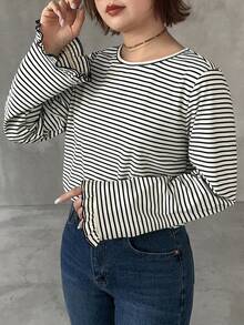 Dazy Plus Fashion Striped Loose Cuff Patchwork Ruffle Bell Sleeve Spring/Autumn New T-Shirt - Black and White - View 3