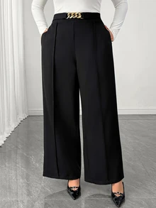 SHEIN Elenzya Celana Panjang Lurus Elegan Ukuran Plus dengan Kantong, Hiasan Rantai Pinggang, dan Karet Elastis yang Dapat Diatur - Hitam - View 3