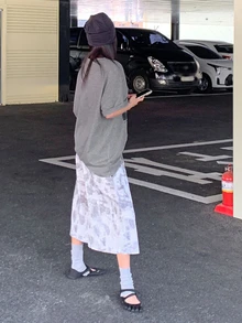 DAZY 夏季休閒角色印花短袖寬鬆女款T恤 - 灰色 - 查看 8