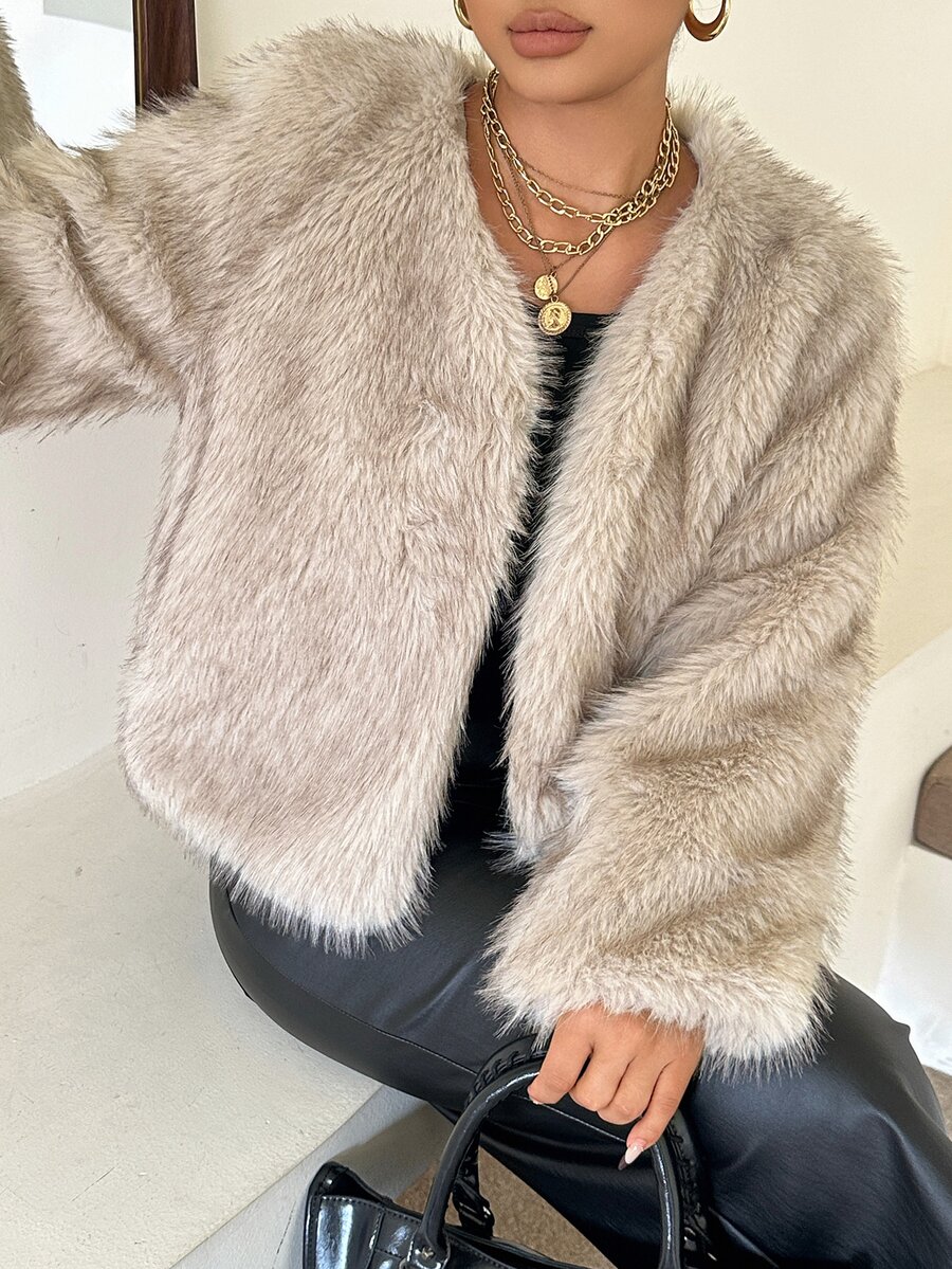 Dazy Plus Solid Color V-Neck Thick Elegant Autumn/Winter New Faux Fur Coat - Apricot - View 1