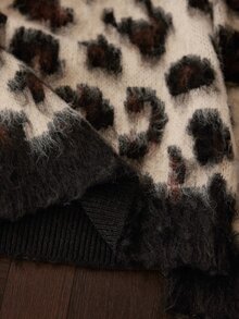 AKNOTIC Sweater Lengan Panjang Pria Motif Leopard Kasual Serbaguna untuk Pemakaian Sehari-hari - Aprikot - View 6