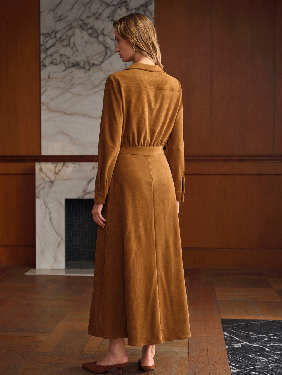 MOTF SUEDE V-NECK LONG PRINTED DRESS