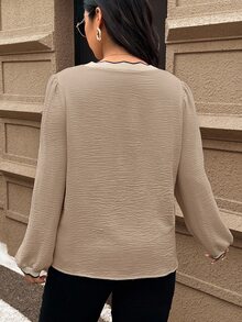 SHEIN Frenchy 大尺碼秋季拼色滾邊長袖襯衫 - 杏色 - 查看 6