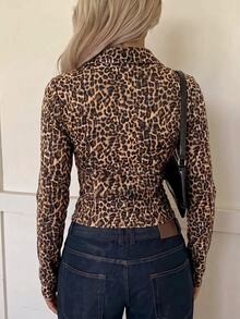 CovetEZ 休閒極簡風棕色豹紋長袖白色針織修身女款T恤，秋季上衣，適合日常通勤 - 彩色 - 查看 2