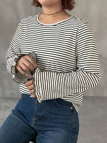 Dazy Plus Fashion Striped Loose Cuff Patchwork Ruffle Bell Sleeve Spring/Autumn New T-Shirt - Black and White - View 4