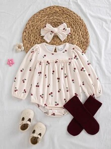 SHEIN 嬰兒秋冬百搭簡約可愛櫻桃圖案圓領長袖連身衣與深紅色襪子 - 紅色 - 查看 3