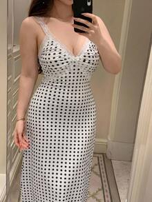 Dazy Plus Polka Dot Print Contrast Color Lace Patchwork Waist-Cinching Spaghetti Strap Long Dress Nightgown - White - View 3