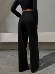 SHEIN بنطال نسائي مقاس كبير بلون أسود سادة، بأسلوب أنيق، مع تفاصيل حزام من الجلد الصناعي نصف، بقصة مستقيمة - الأسود - مشاهدة 2