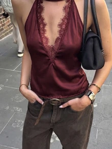 Firerie 女款春夏優雅精緻浪漫時尚通勤都市現代度假休閒日常音樂節深V領掛脖緞帶蕾絲拼接露背緞面咖啡色上衣 - 酒紅色 - 查看 6