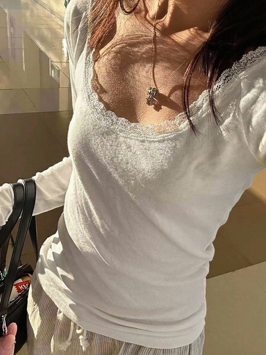 DAZY 女款蕾絲拼接休閒百搭日常穿著T恤 秋季 - 白色 - 查看 1