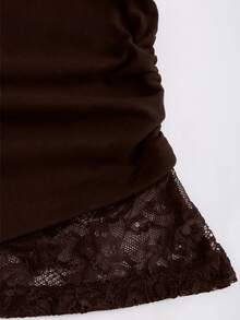Sweetra American Hot Girl Style Lace Patchwork Sexy Asymmetric Shoulder Design Base Layer Top, Slimming Waist, Asymmetrical Hem, High-End Women's Blouse For Autumn/Winter - Brown - View 4
