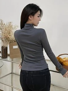 DAZY 女款素色抓皺修身百搭日常長袖T恤 - 灰色 - 查看 2