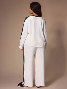 Lazeform Minimalist Contrast Color Ribbed Plus Size Home 2-Piece Set, Fashion V-Neck Long Sleeve Top + Comfortable Long Pants, Slouchy Casual Pajama Set - White - View 2