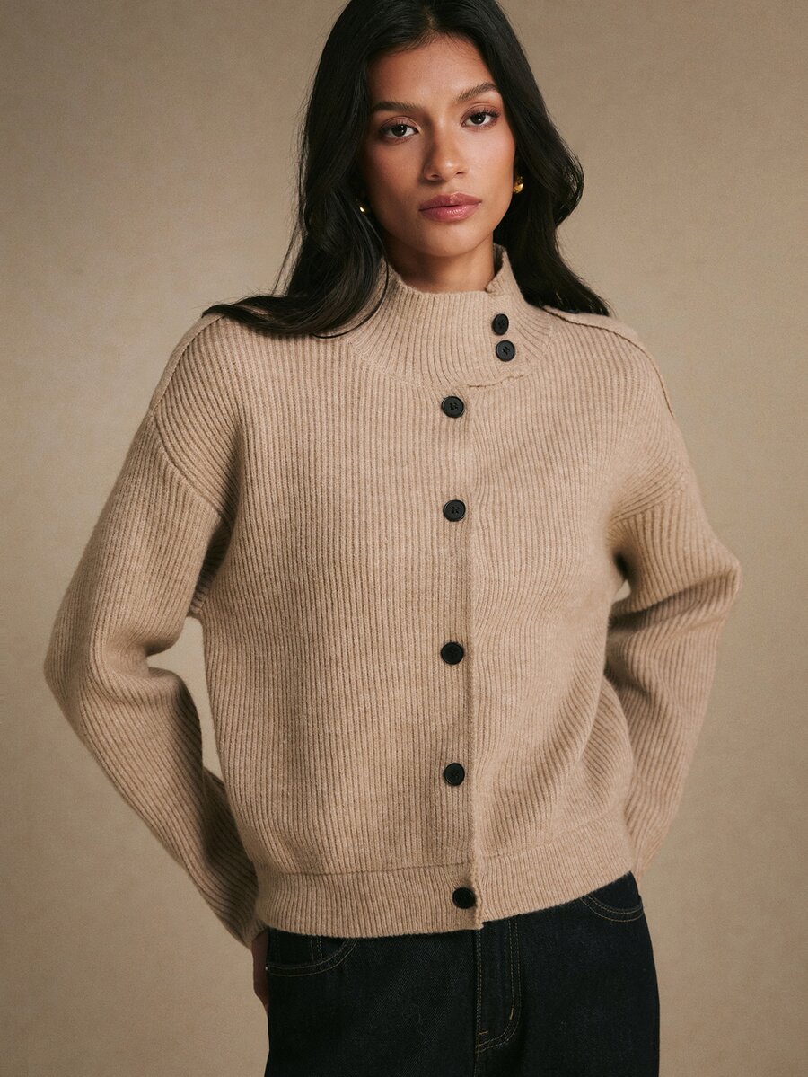 Poéselle Cardigan Rajut Bergaris Lembut Warna Cokelat Muda untuk Wanita, Kerah Tegak Nyaman, Kancing Depan Asimetris, Jaket Sweater Musim Gugur Lengan Panjang dengan Bahu Longgar, Cocok untuk Mendaki Sehari-hari