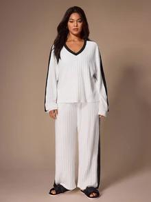 Lazeform Minimalist Contrast Color Ribbed Plus Size Home 2-Piece Set, Fashion V-Neck Long Sleeve Top + Comfortable Long Pants, Slouchy Casual Pajama Set - White - View 6