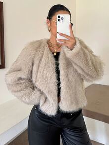 Dazy Plus Solid Color V-Neck Thick Elegant Autumn/Winter New Faux Fur Coat - Apricot - View 7