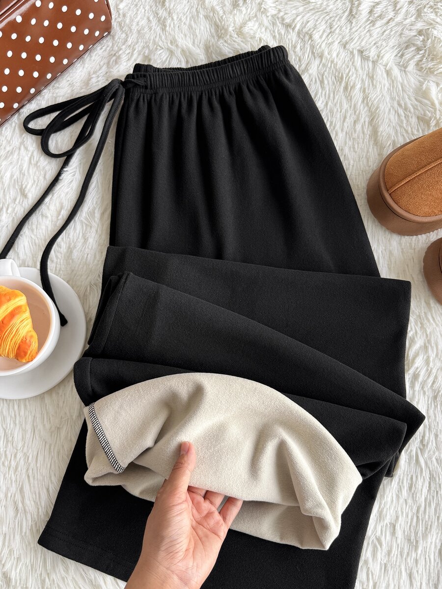 Comfortcana Plus Size Women's Drawstring Waist Casual Versatile Everyday Sweatpants - Black - View 1