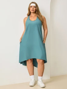 Easithlete Set Gaun dan Celana Pendek Olahraga Kasual Warna Polos Ukuran Plus Wanita - Hijau - View 4