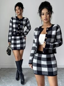 Elenzga Bộ áo len cài nút kẻ caro vintage và chân váy mini dệt kim - Đen và trắng - Xem 1