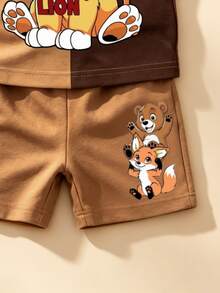 SHEIN Playful Pals 男嬰可愛卡通動物印花拼色圓領T恤與印花短褲套裝，適合夏季穿著，適用6個月至3歲，海灘度假風，休閒假日風，適合拍照、日常、街拍、節慶、送禮 - 卡其色 - 查看 3