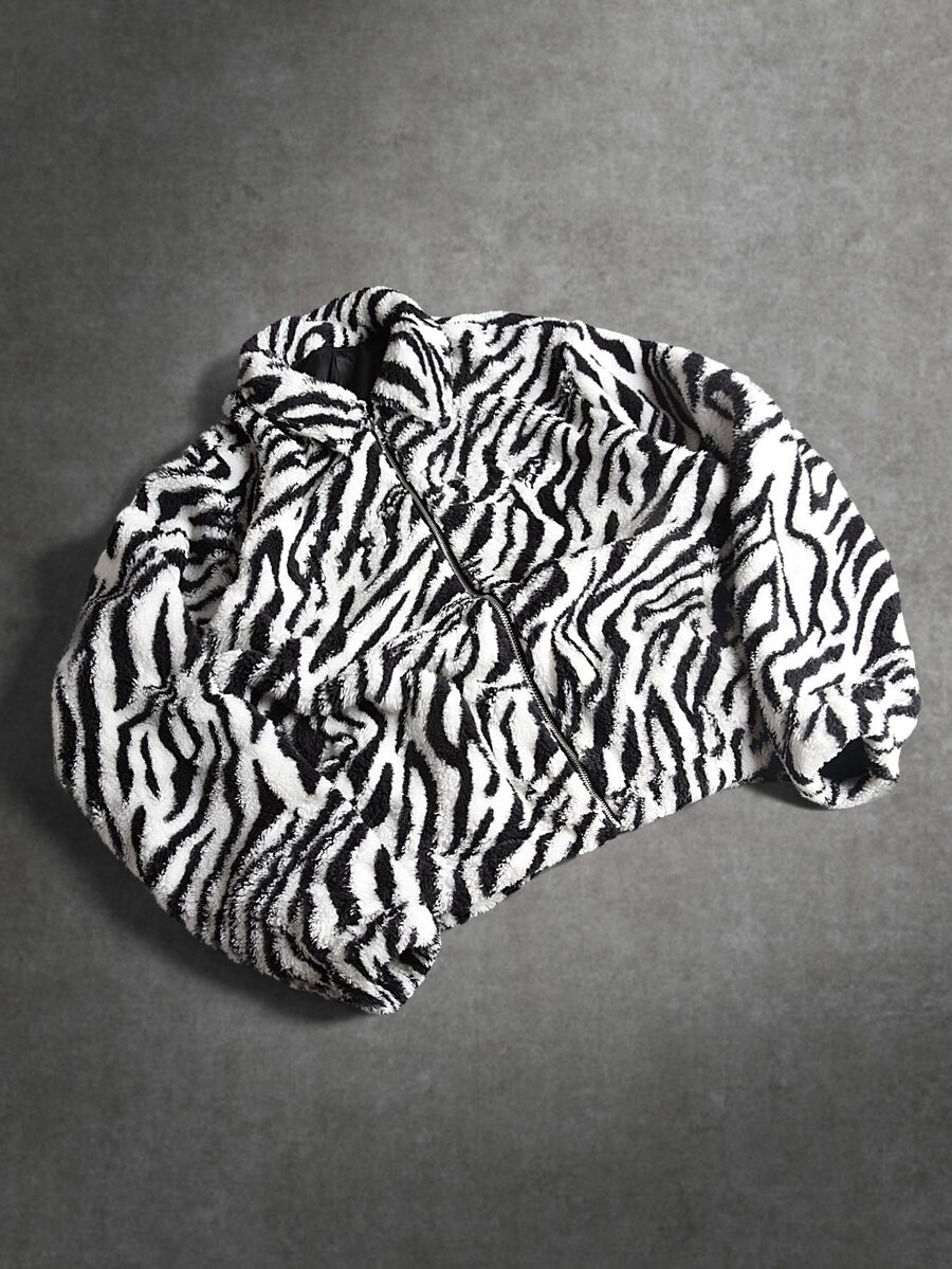 Manfinity Hypemode Men's Autumn/Winter Casual Zebra Stripe Warm Jacket - Black and White - View 1