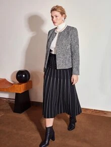 MOTF PREMIUM WOMEN'S PLUS SIZE STRIPED BLACK & WHITE CONTRAST COLOR STITCHING TRIM SLIMMING KNIT SKIRT - Black and White - View 3