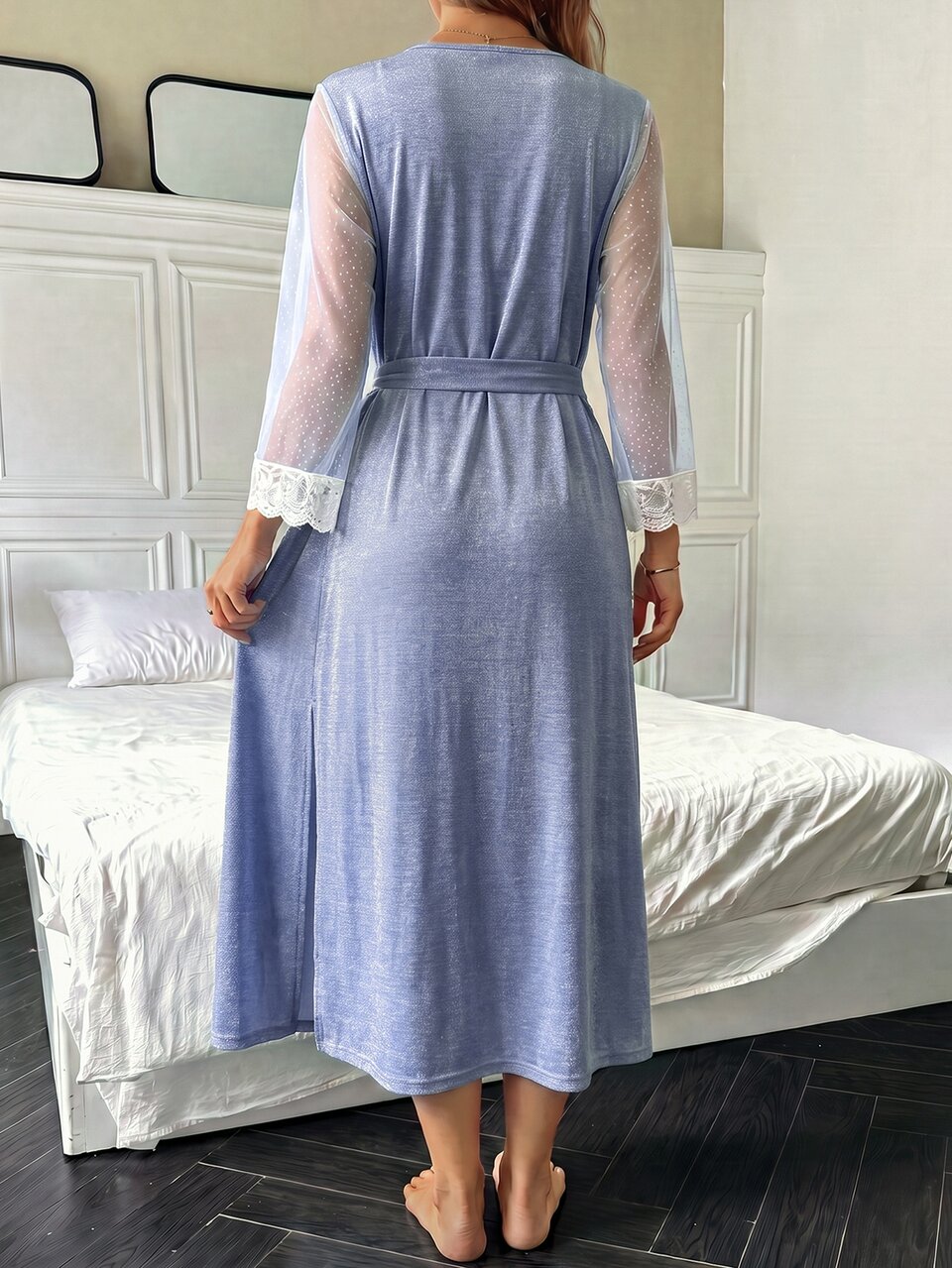 Women's Elegant Nightgown With Contrast Lace Cuffs, Raglan Sleeves And Knotted Waist