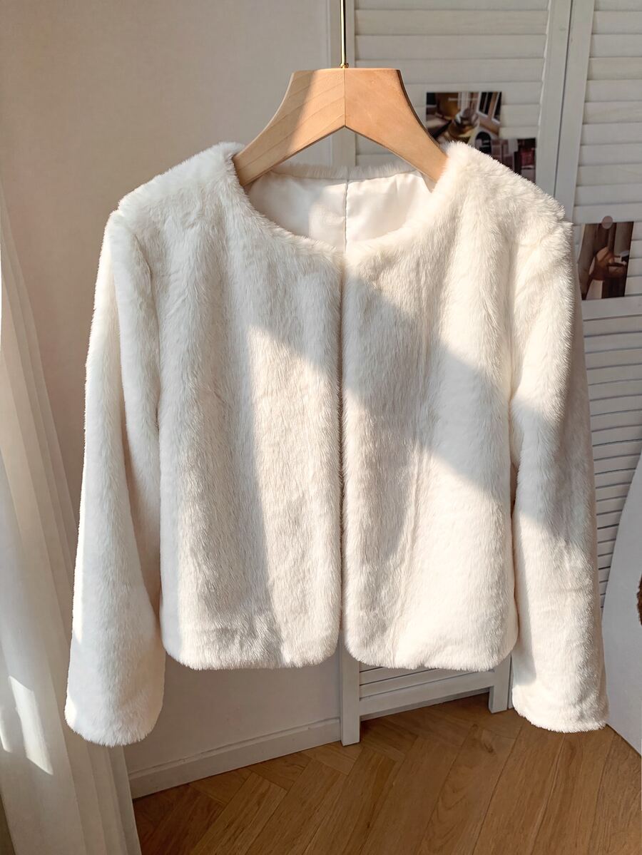 SHEIN 青少年女孩極簡風人造毛皮夾克,適合派對與戶外穿著,秋冬款 - 白色 - 查看 1