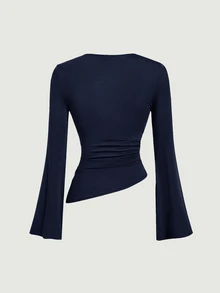 SHEIN MOD 女款 2 件組 酒紅與杏色圓領抓皺喇叭袖收腰不對稱下擺百搭長袖 T-shirt 打底衫 - 藏蓝色 - 查看 4