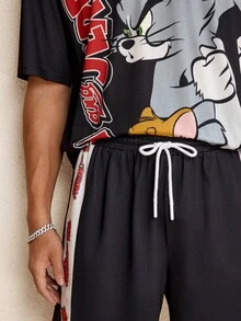 TOM & JERRY X SHEIN Men's Cartoon Print Short Sleeve T-Shirt And Pocket Shorts Set - Black - View 6