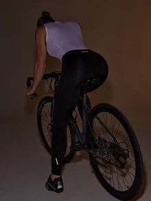 Powerista Legging Sepeda Wanita Warna Hitam Pas Badan Panjang 9/10 - Hitam - View 1