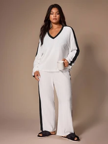 Lazeform Minimalist Contrast Color Ribbed Plus Size Home 2-Piece Set, Fashion V-Neck Long Sleeve Top + Comfortable Long Pants, Slouchy Casual Pajama Set - White - View 7