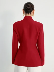 Aveloria Modichic Blazer Wanita Gaya Eropa & Amerika Terbaru, Serbaguna, Elegan, Minimalis, Cocok untuk Komuter, Dekorasi Gesper Logam, Warna Solid, Desain Tanpa Kerah Premium - Burgundy - View 6