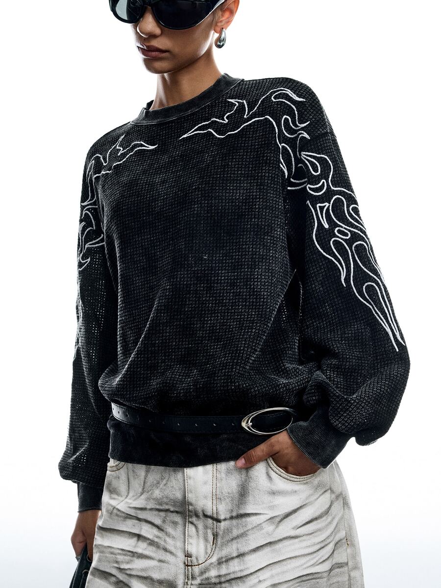 LYSMO Women's Flame Embroidery Round Neck Long Sleeve Loose Casual Sweatshirt - Black - View 1