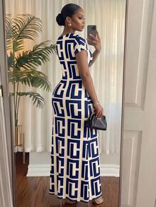 SHEIN Lady 大尺碼夏季時尚全印花洋裝 - 彩色 - 查看 2