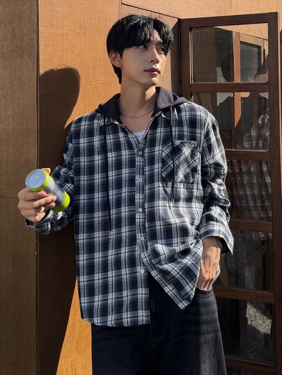 DAZY เสื้อเชิ้ตแขนยาวกระดุมเดี่ยวลายสก็อตมีกระเป๋าสำหรับผู้ชาย สไตล์ลำลองสตรีทแวร์