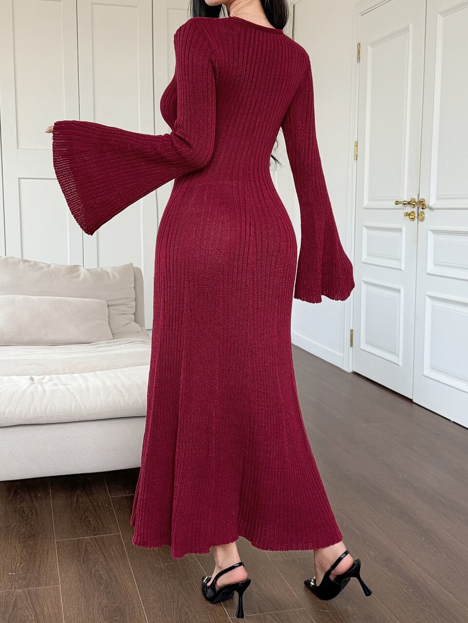 Women's Autumn/Winter Elegant Solid Color Bell Sleeve Knit Dress