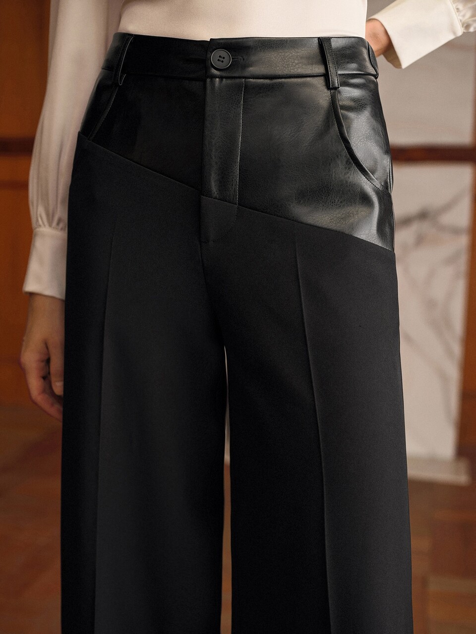 MOTF WOMEN FASHION CONTRAST PU LEATHER SEAM FRONT WIDE LEG SUIT PANTS