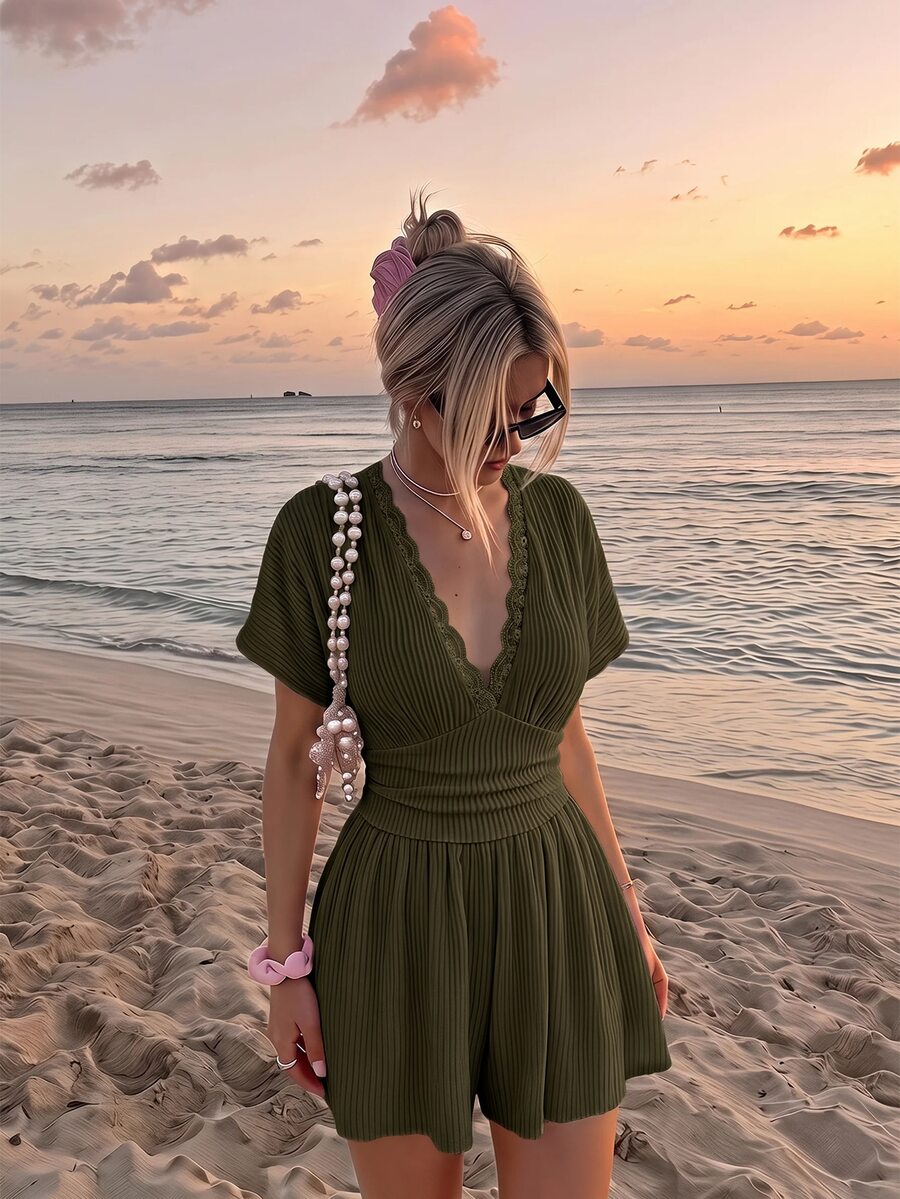 SHEIN MOD 女款街頭風蕾絲拼接紋理連身短褲 - 軍綠色 - 查看 1