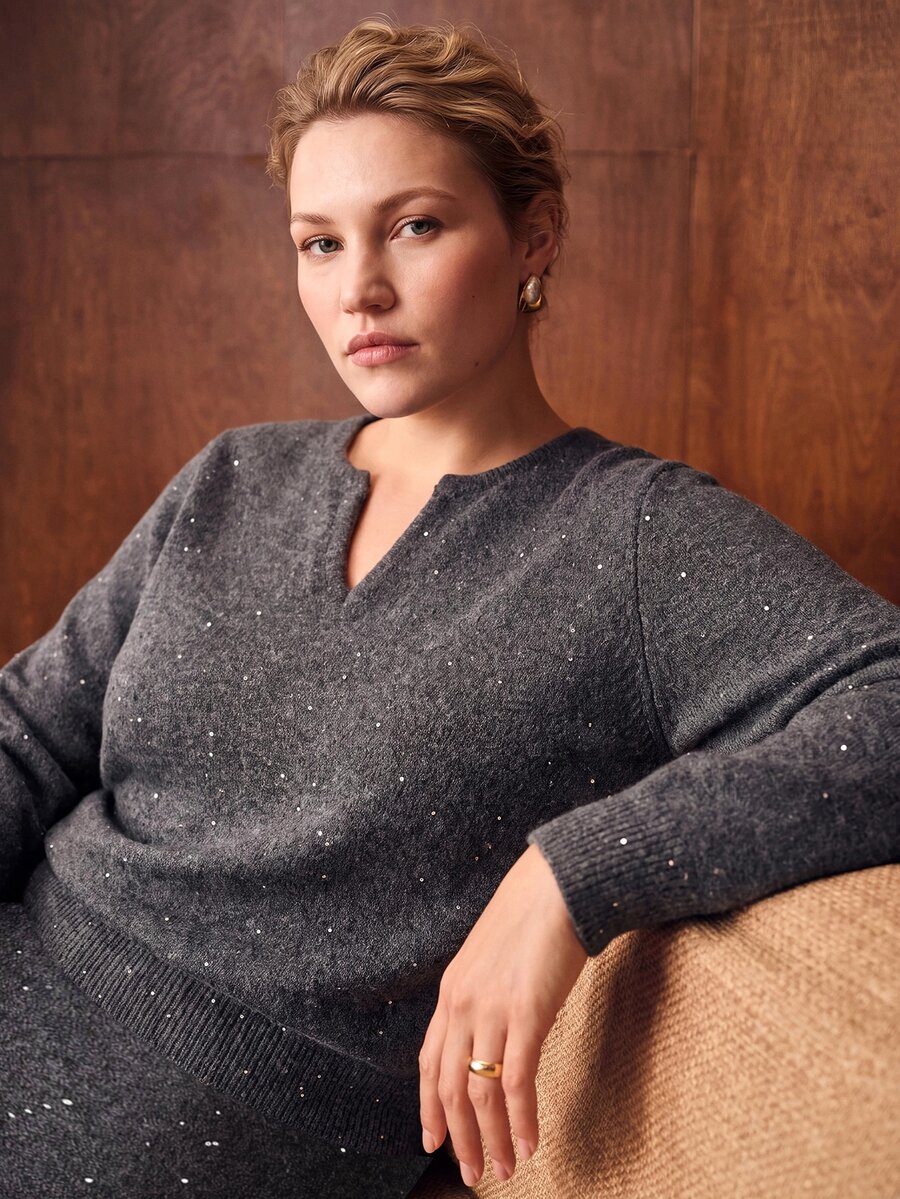 MOTF PREMIUM SWEATER WOL UKURAN BESAR DENGAN LEHER BERLUBANG - Dark Grey - View 1
