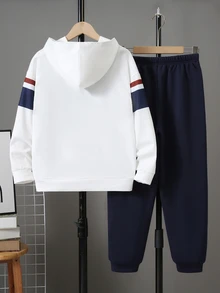 SHEIN 2件組兒童青少年男孩休閒百搭條紋圖案連帽衛衣與長褲套裝，適合通勤、上學、日常休閒穿著、外出與運動 - 白色 - 查看 3