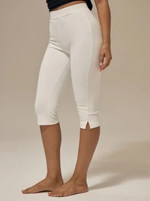MUSERA ESSENTIALS Celana Capri Pendek dengan Karet Pinggang Tebal, Cocok untuk Musim Panas, Gaya Feminin, Pakaian Santai Sehari-hari, dan untuk Keluar Rumah. - Putih - View 3