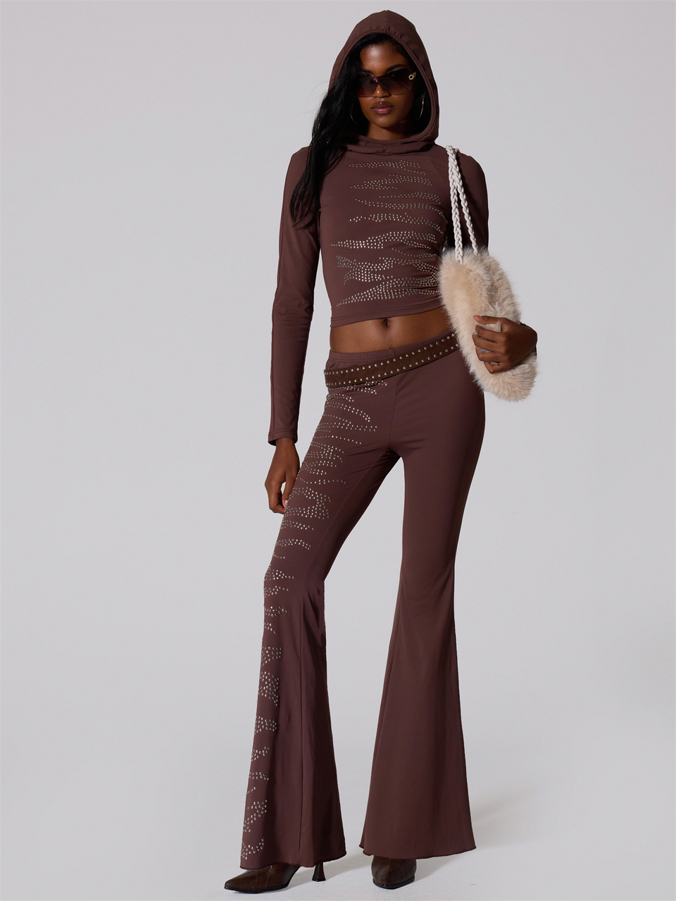 Top à capuche marron slinky orné à manches longues été automne hiver pour sortir festival cool girl basse fréquence