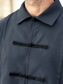 Manfinity Homme 男士大尺碼秋季休閒青蛙鈕扣襯衫 - 霧霾藍 - 查看 6